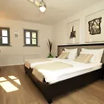 Boutique Dvor 4*