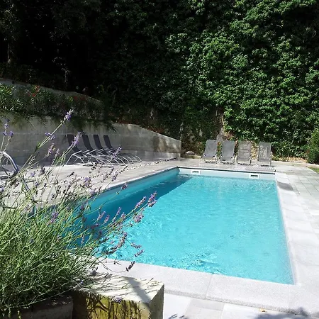 Boutique Dvor Vendégház Dobrovo