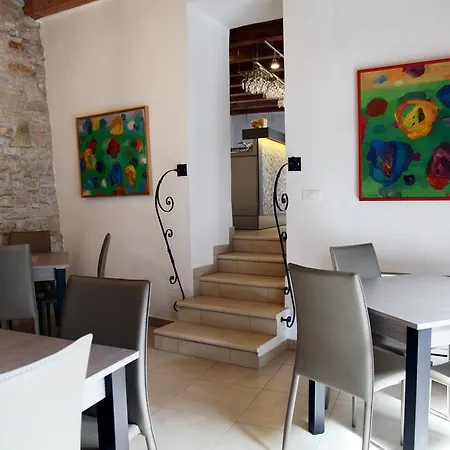 Vendégház Boutique Dvor 4*