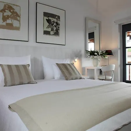 Boutique Dvor 4*