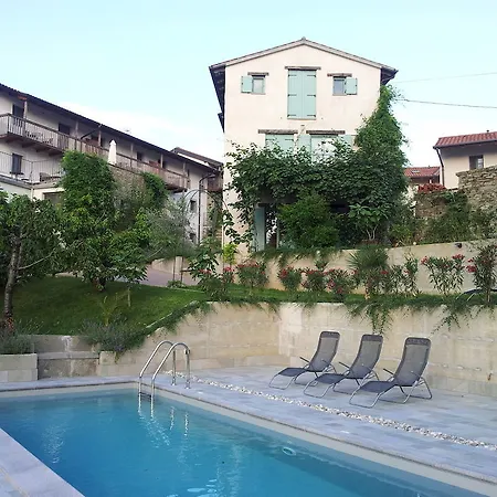 Vendégház Boutique Dvor 4*