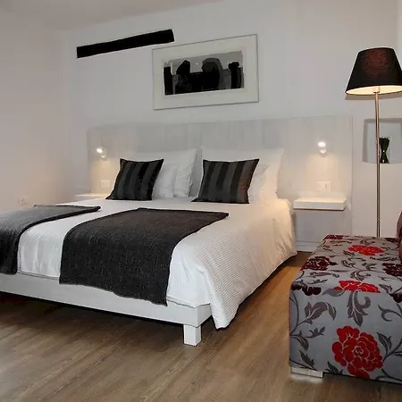 Boutique Dvor Guest house Dobrovo