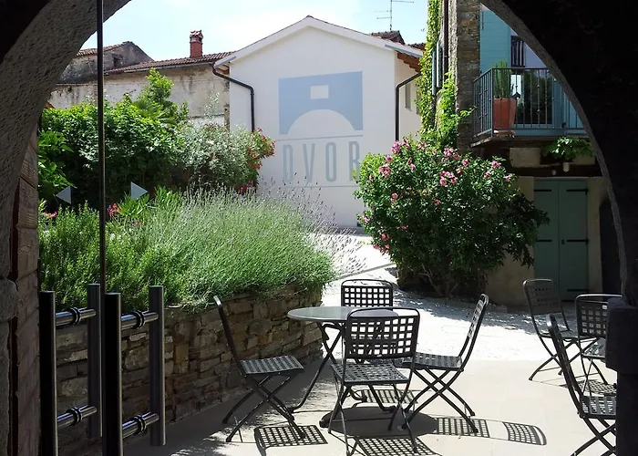 Boutique Dvor 4* Dobrovo