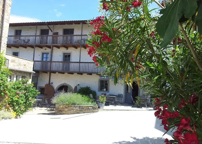 Boutique Dvor Πανσιόν 4*