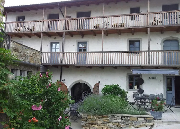 Boutique Dvor Πανσιόν 4*