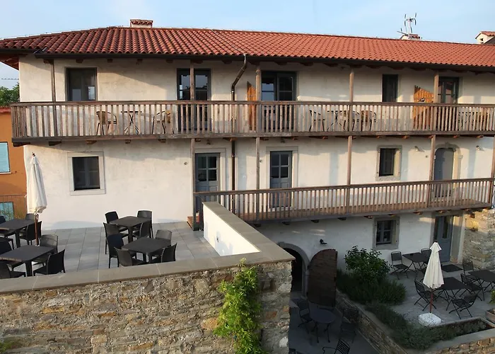 Boutique Dvor Dobrovo