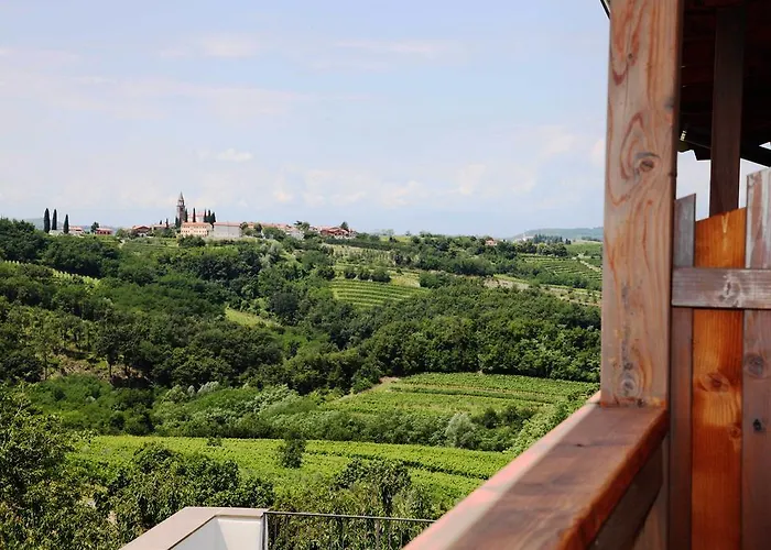 Boutique Dvor Πανσιόν Dobrovo